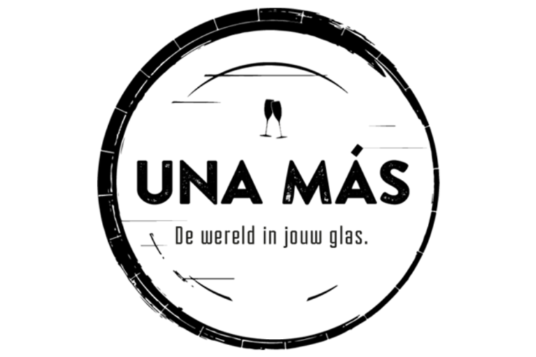 Logo van "UNA MÁS" met de tekst "De wereld in jouw glas."